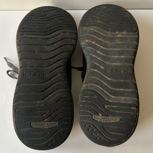 Men’s size 11 Kizik Hands Free “Athens” charcoal gray sneakers. main image 5